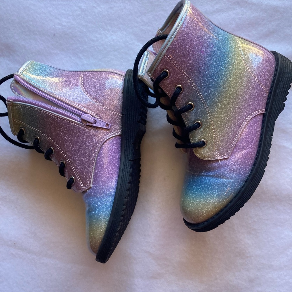 Girl's Glitter Lace Up Booties. Children’s place Size 11.